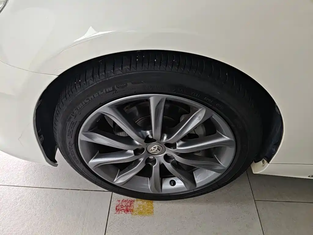 Toyota Reiz — миниатюра 23