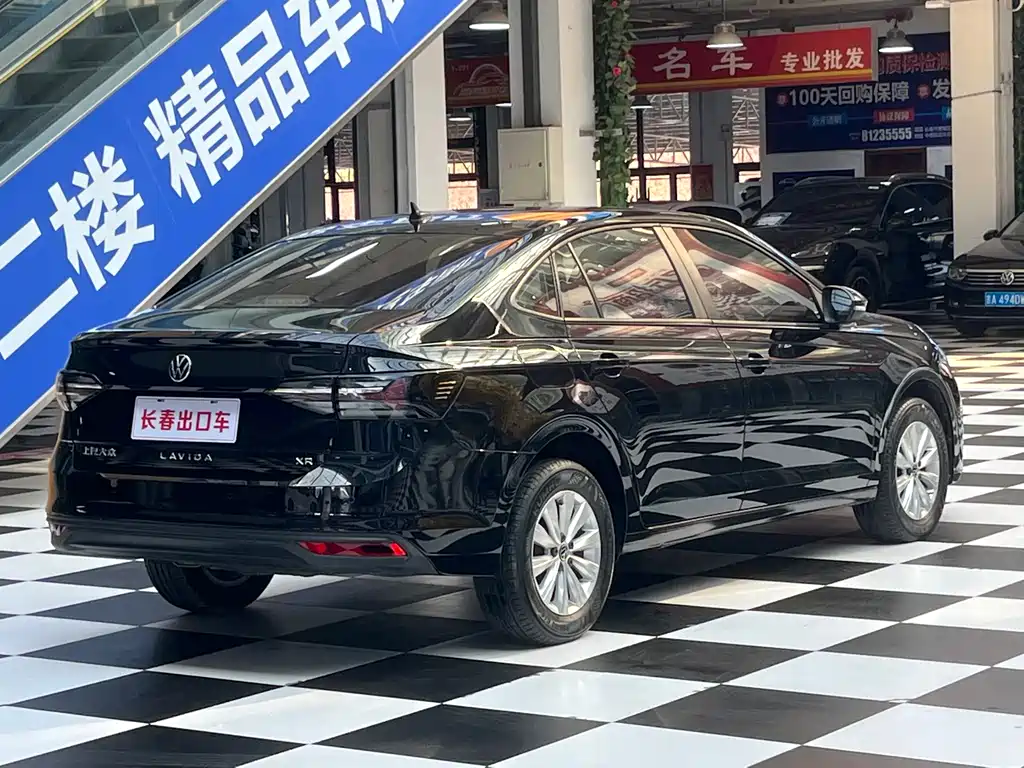 Volkswagen Lavida — миниатюра 4