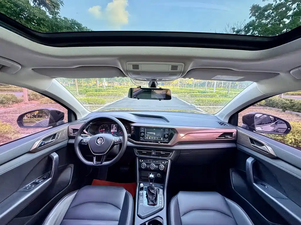 Volkswagen Tharu — миниатюра 7