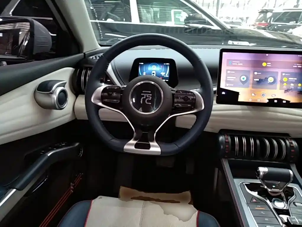 BYD Yuan Plus — миниатюра 11