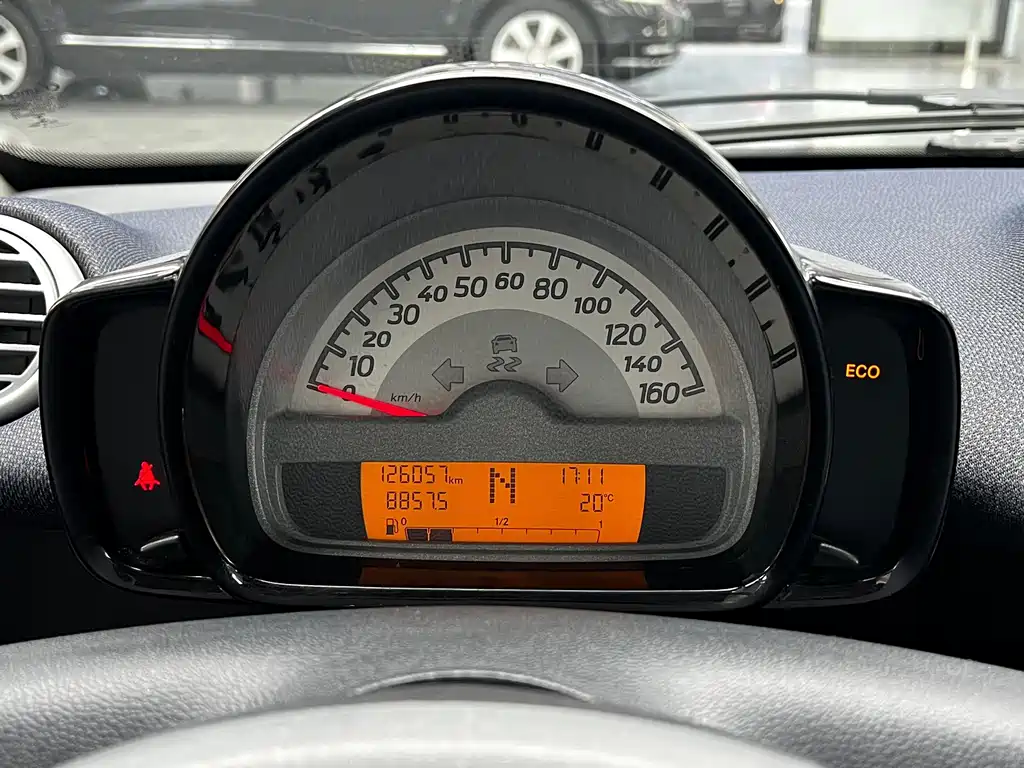 smart Smart Fortwo — миниатюра 17