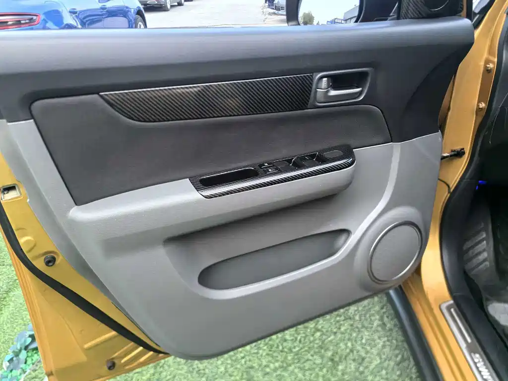 Suzuki Swift — миниатюра 9