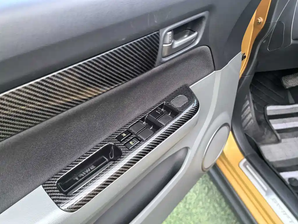 Suzuki Swift — миниатюра 8