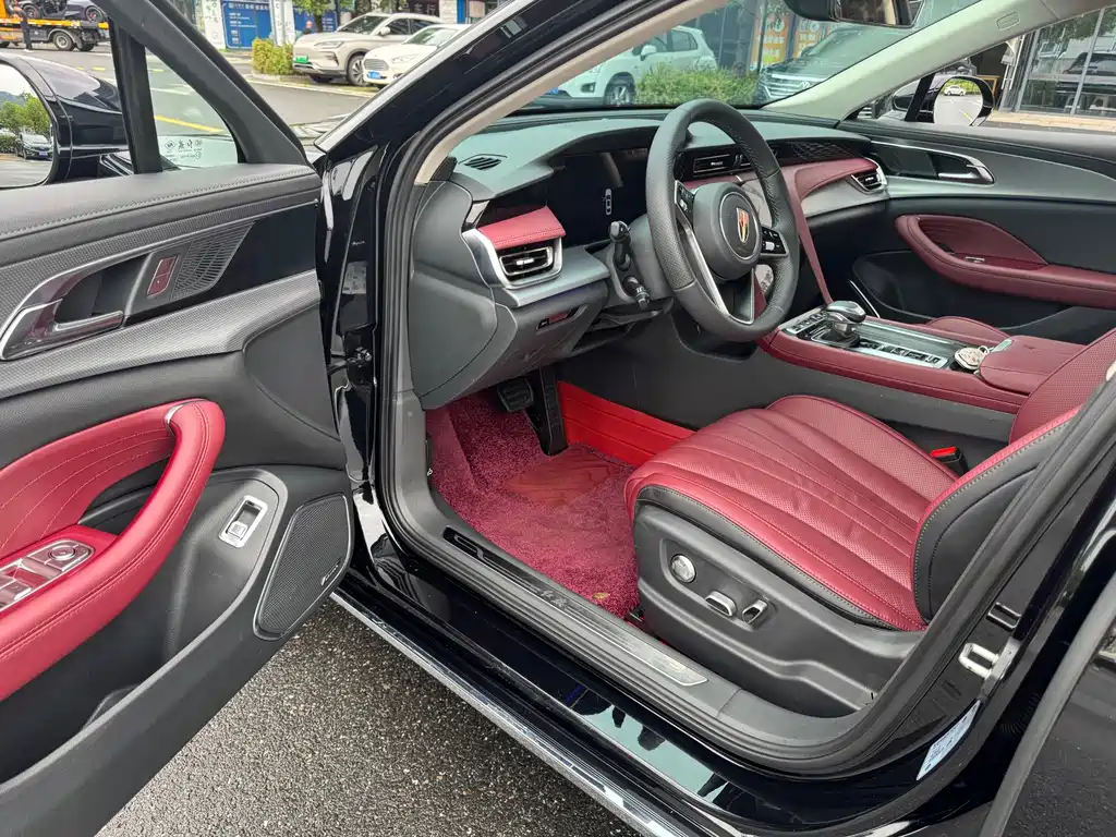 Hongqi Hongqi H5 — миниатюра 15