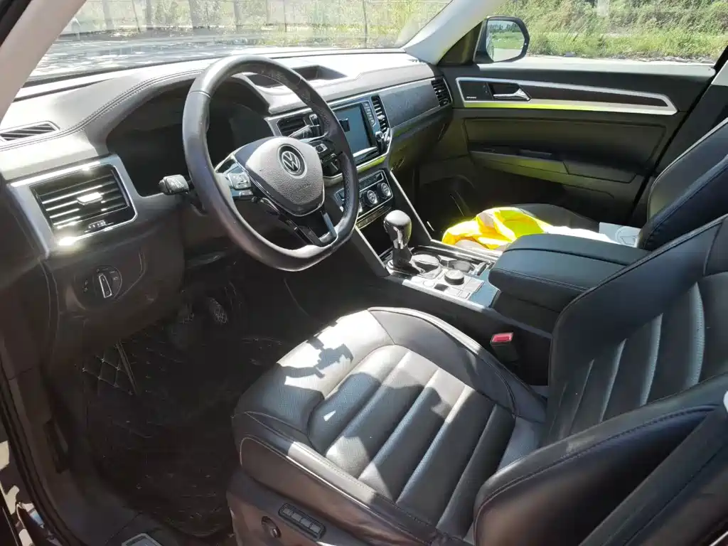 Volkswagen Teramont — миниатюра 8