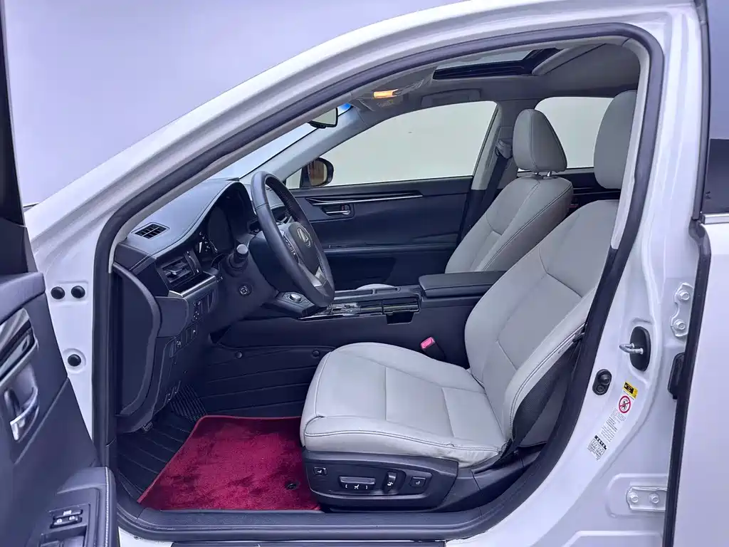 Lexus ES — миниатюра 5