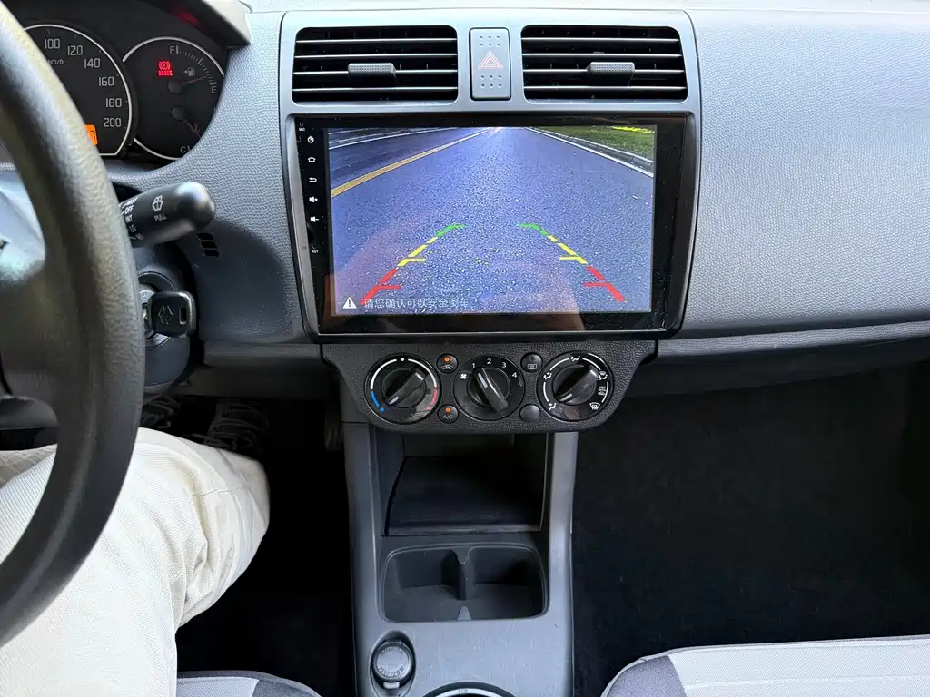 Suzuki Swift — миниатюра 15