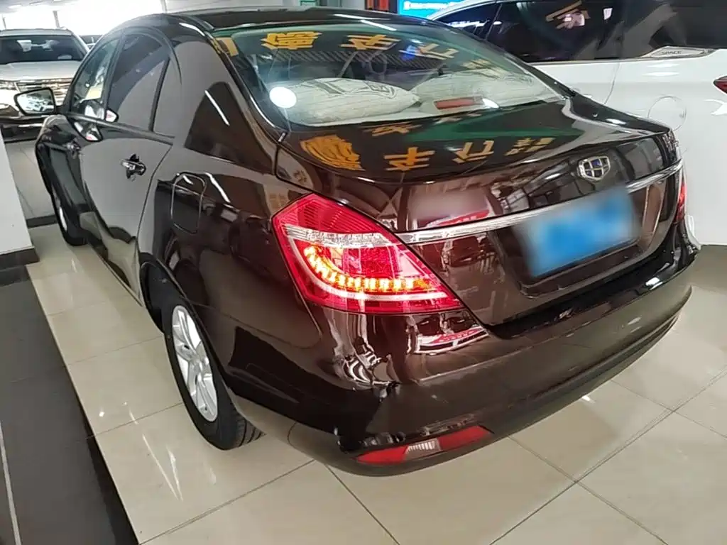 Geely Emgrand — миниатюра 5