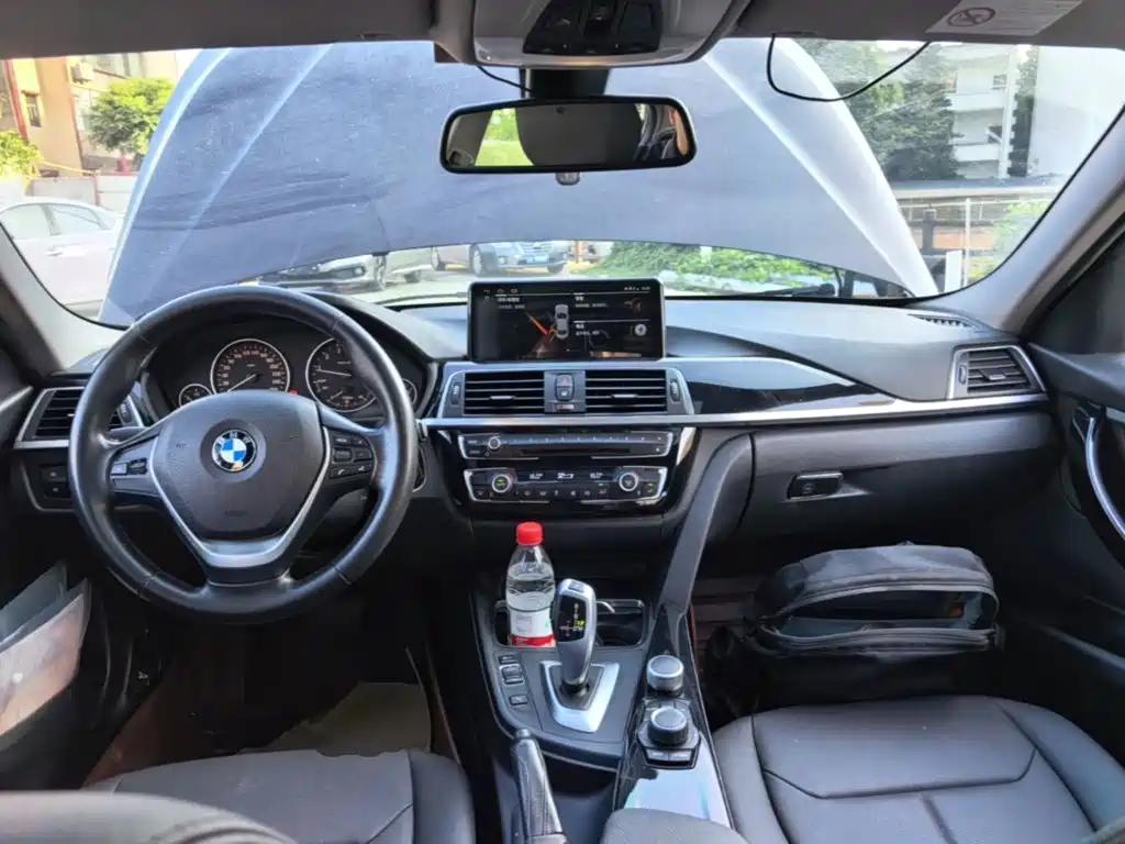 BMW 3 Series — миниатюра 10