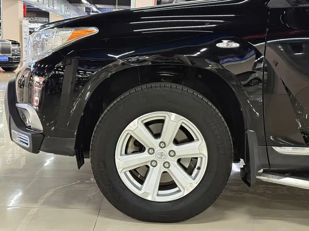Toyota Highlander — миниатюра 7