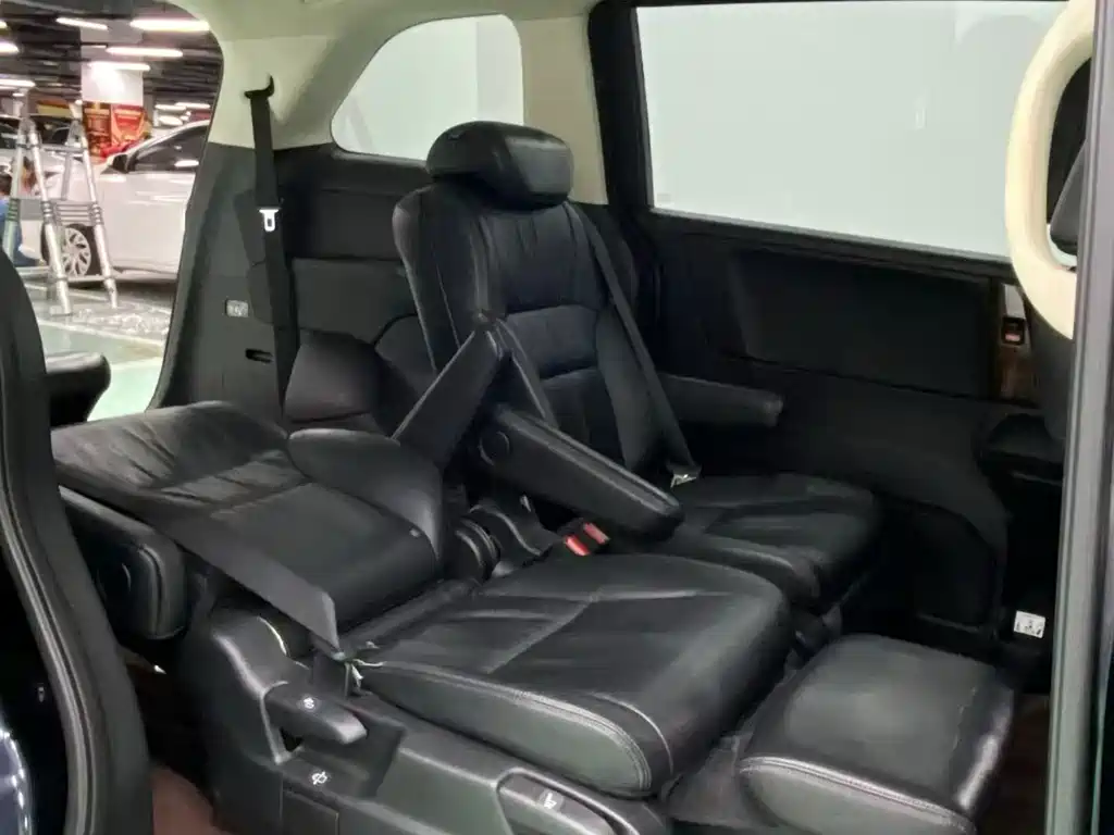 Honda Odyssey — миниатюра 4