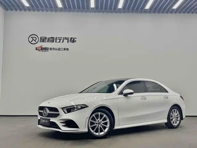MERCEDES-BENZ  A CLASS 2019