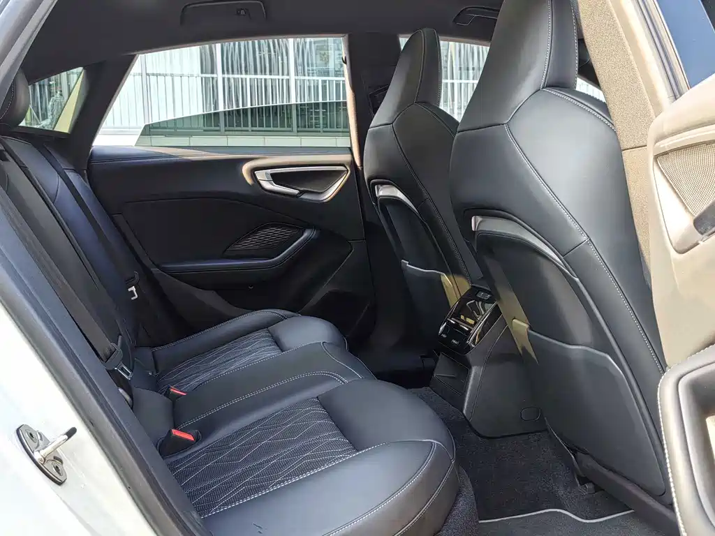 Audi A5L Sportback — миниатюра 12
