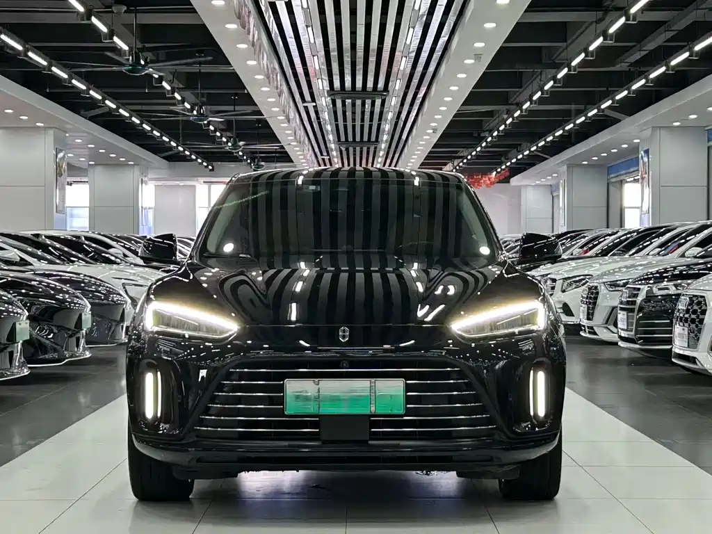 AITO AITO M5 — миниатюра 2
