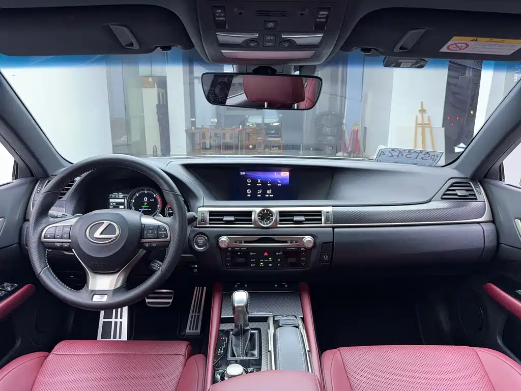 Lexus GS — миниатюра 13