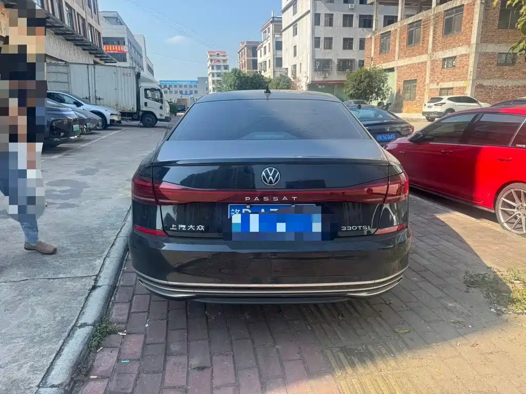 Volkswagen Passat — миниатюра 8