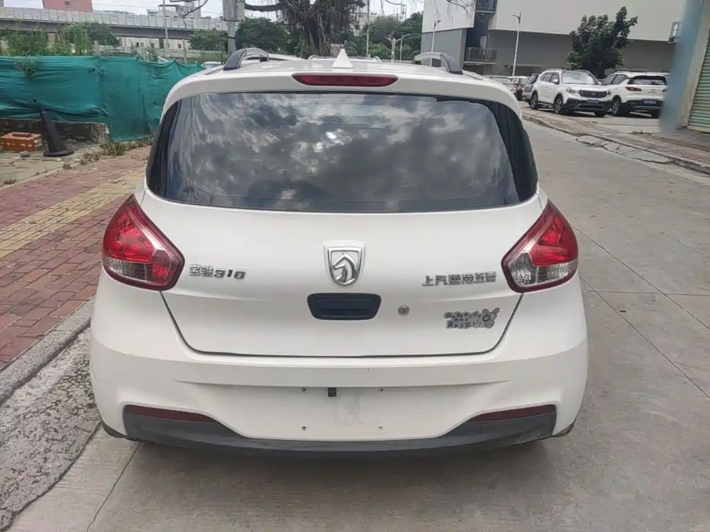 Baojun 310 2016 1.2L MT