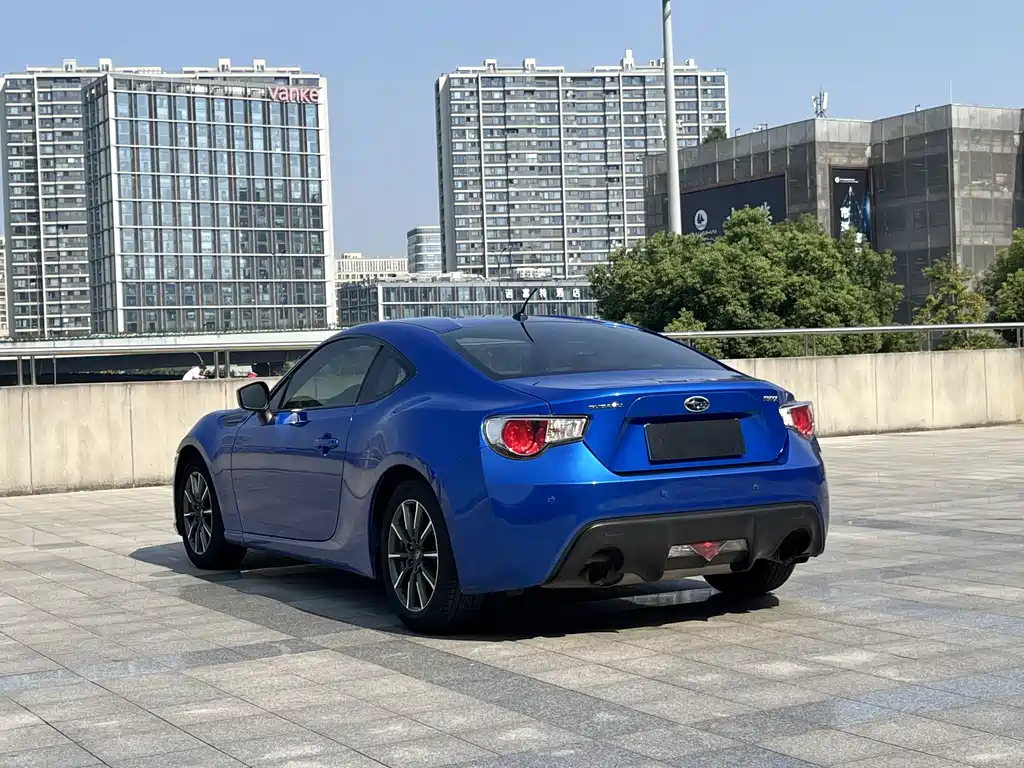 Subaru BRZ — миниатюра 13