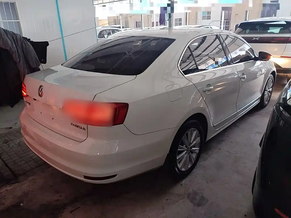 Volkswagen Sagitar — миниатюра 7