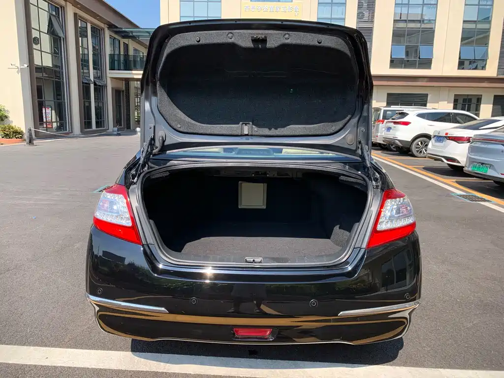 Nissan Teana — миниатюра 7