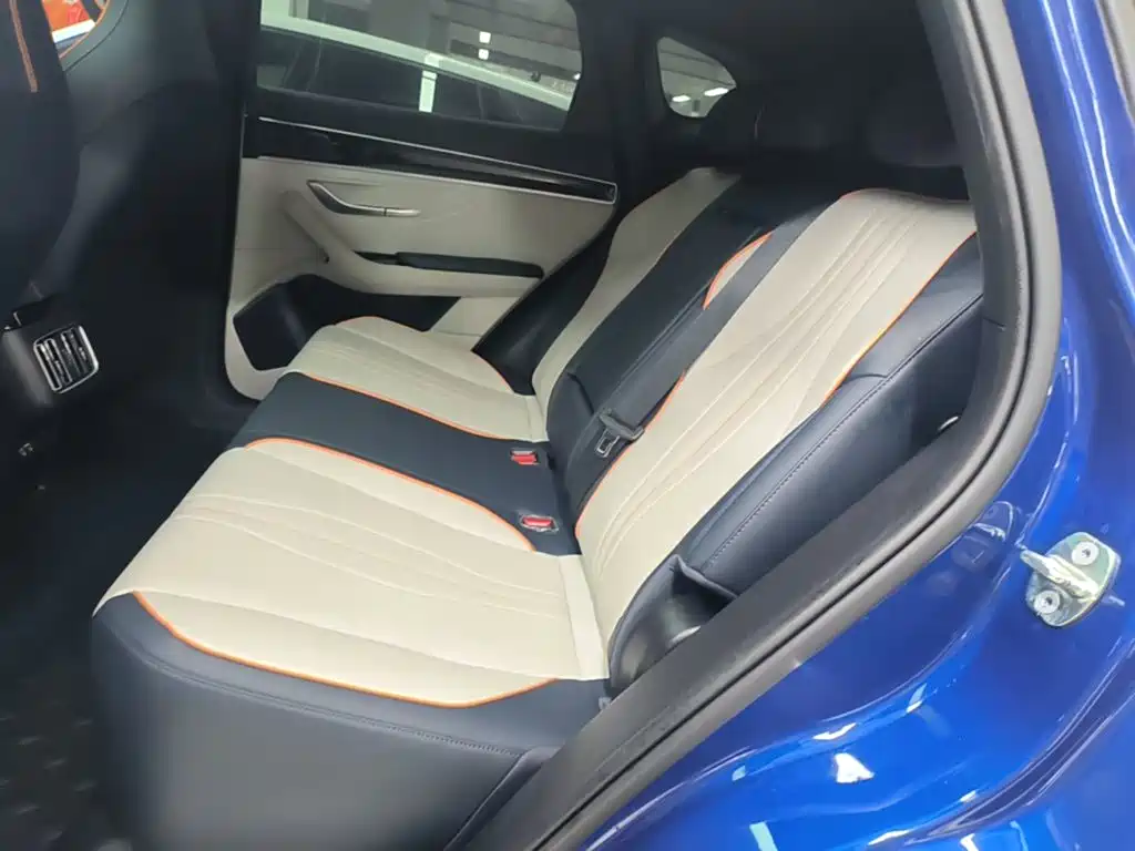 BYD PLUS New Energy — миниатюра 17