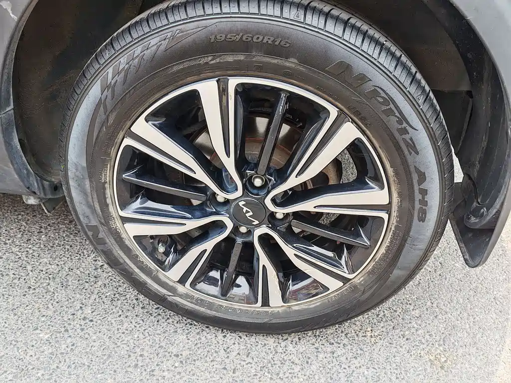 Kia KX1 1.4L Auto Fun Enjoy Sport Model, фото 11