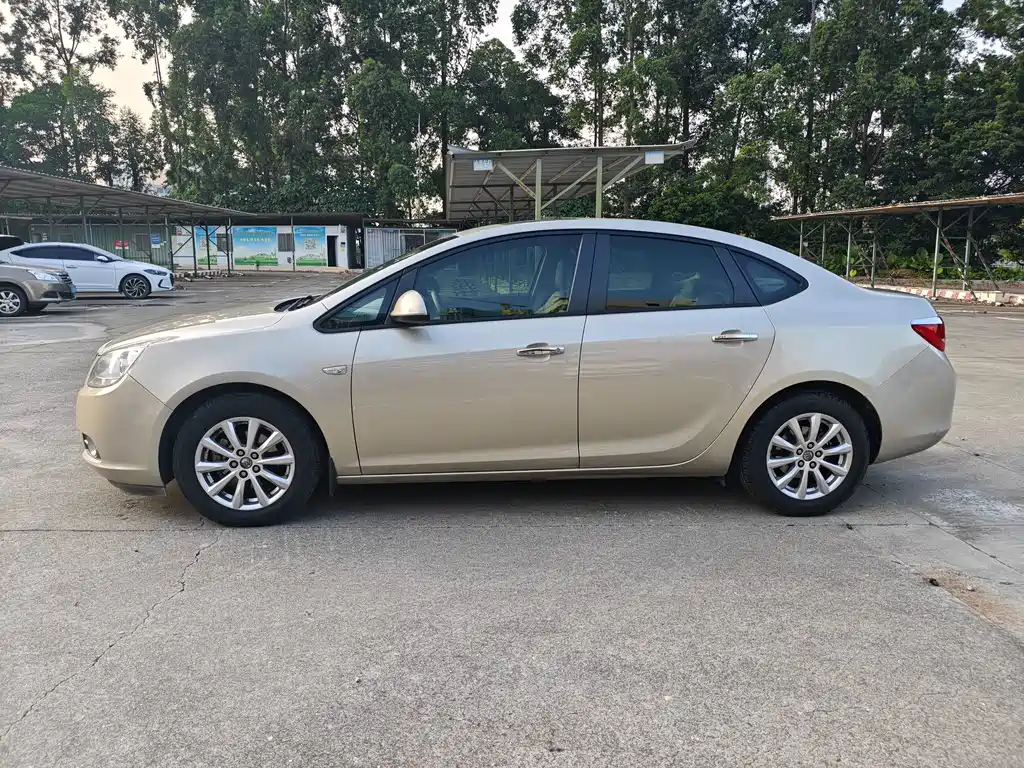 Buick Excelle — миниатюра 3
