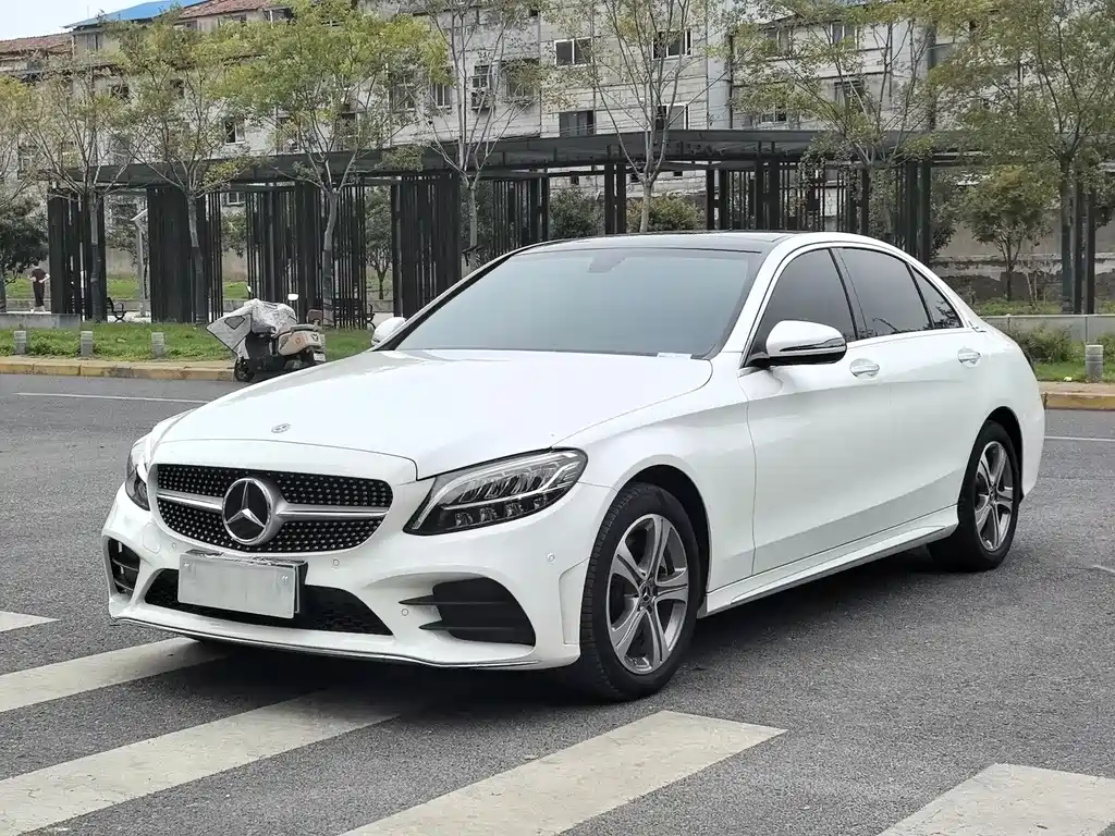 Mercedes-Benz C-Class 2021