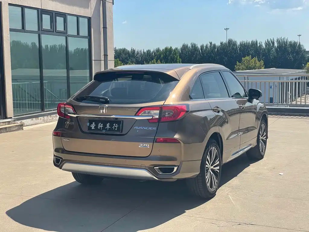 Honda Avancier — миниатюра 5