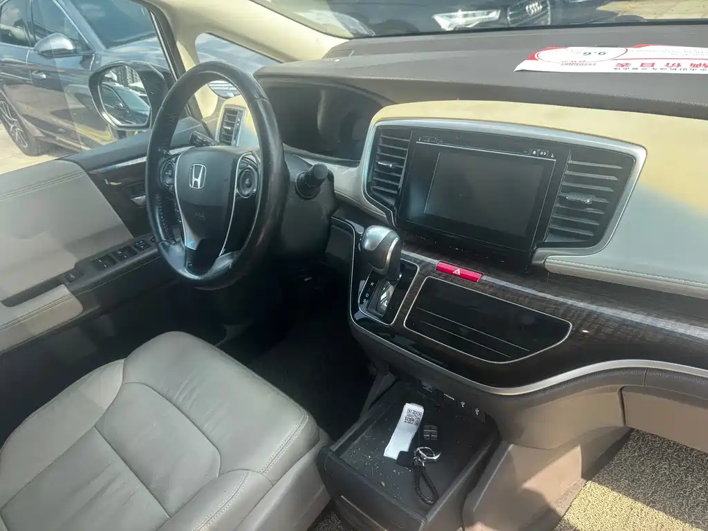 Honda Odyssey — миниатюра 5