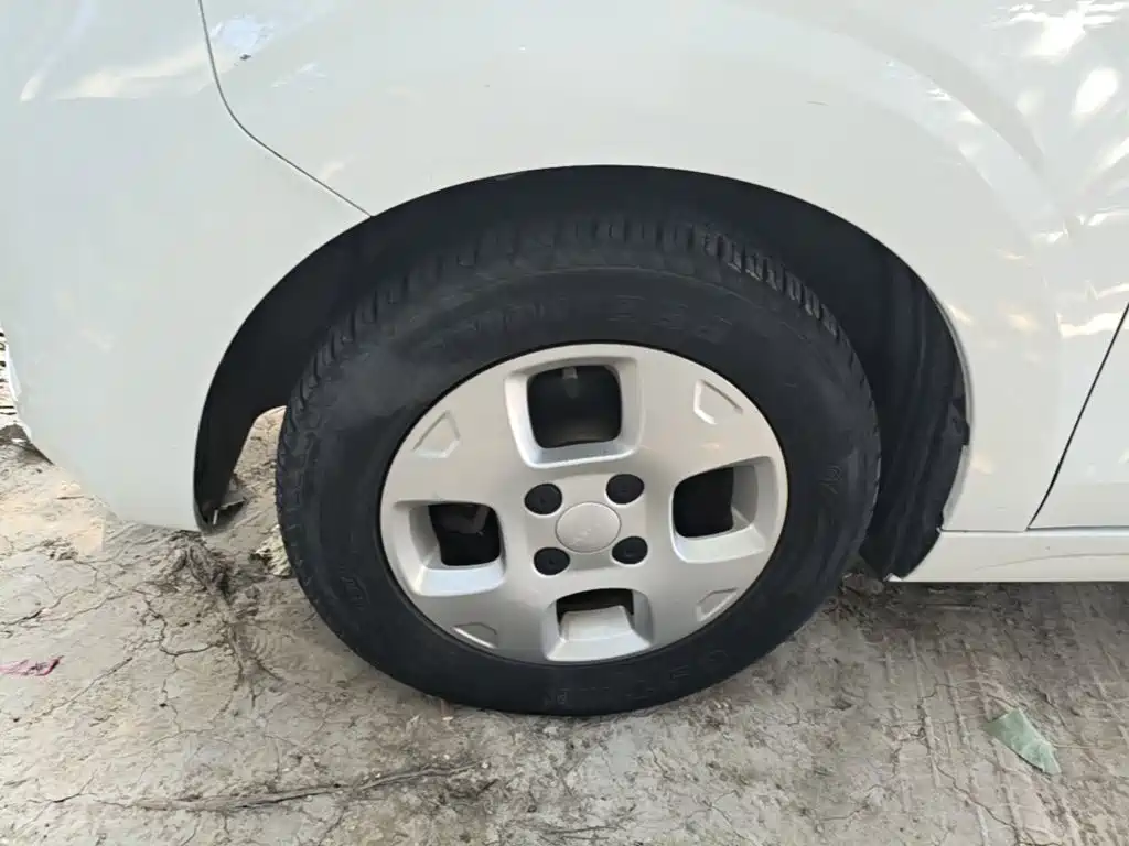 Roewe Clever — миниатюра 23