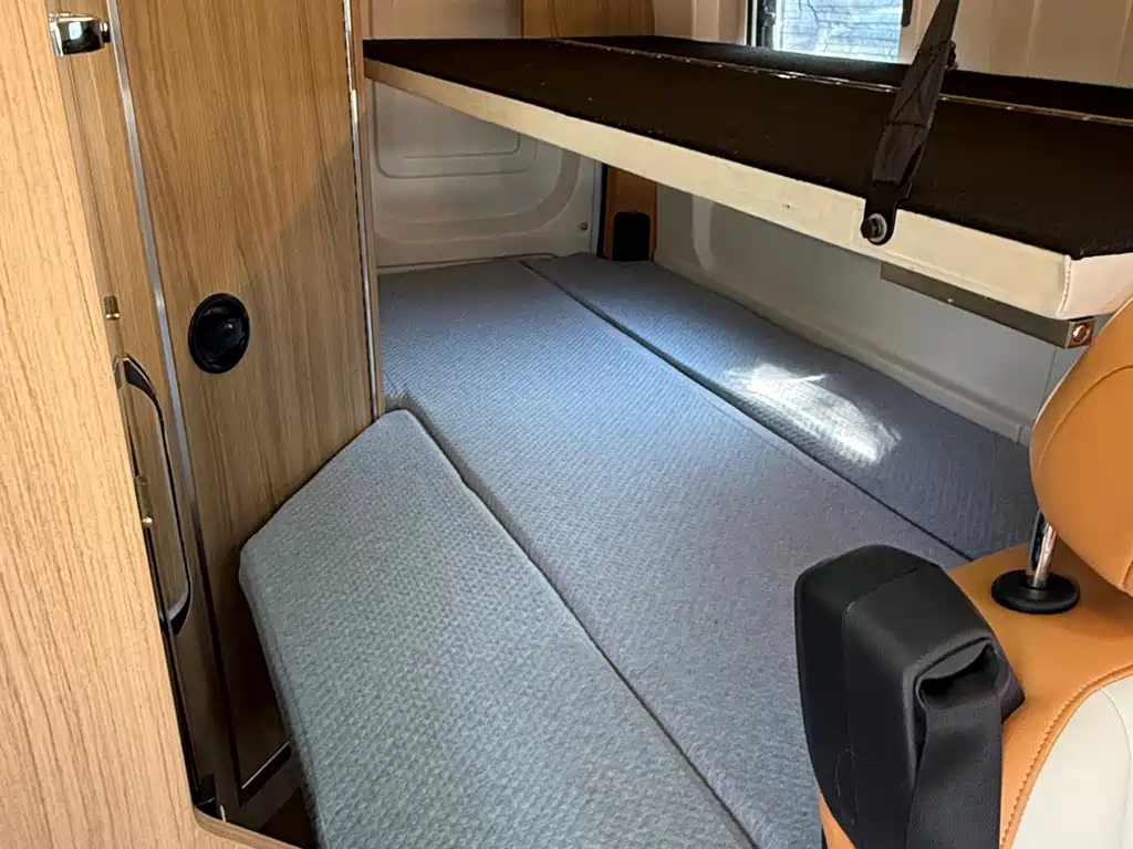 MAXUS V90 RV — миниатюра 19