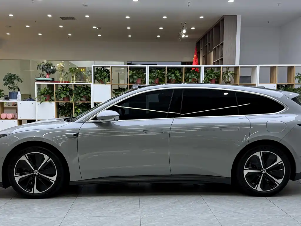 NIO ET5T 2024 75kWh Touring