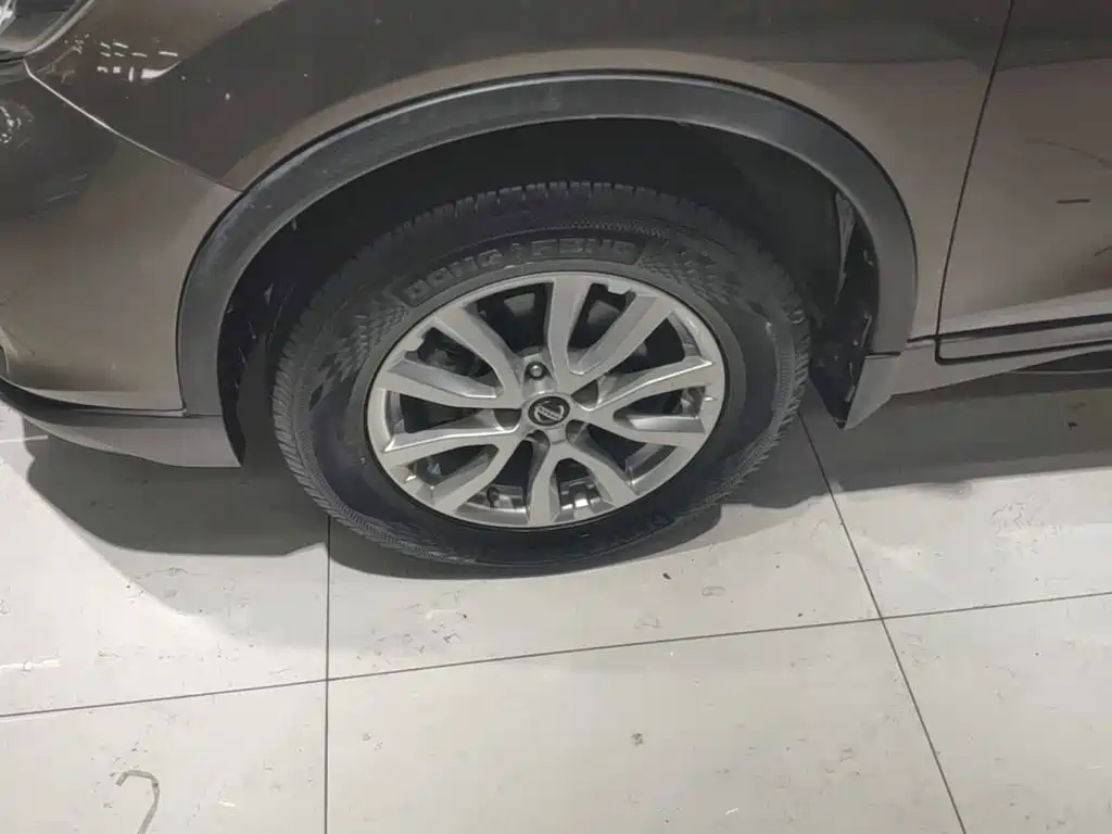 Nissan X-Trail — миниатюра 23