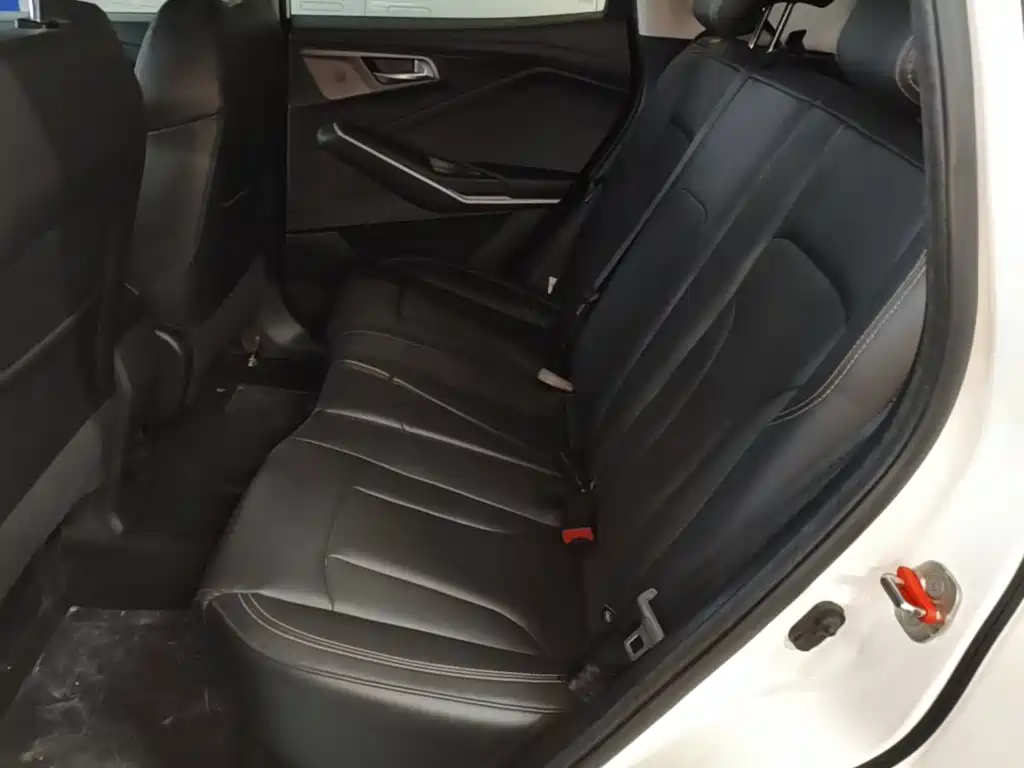 Changan CS15 — миниатюра 17