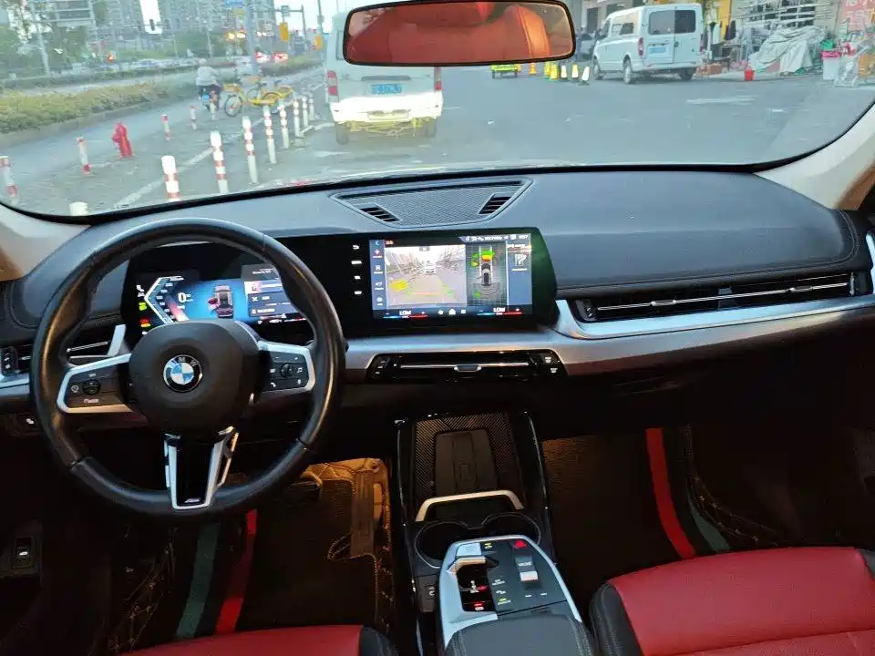 BMW X1 — миниатюра 7
