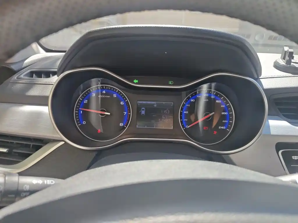 Geely Vision — миниатюра 7