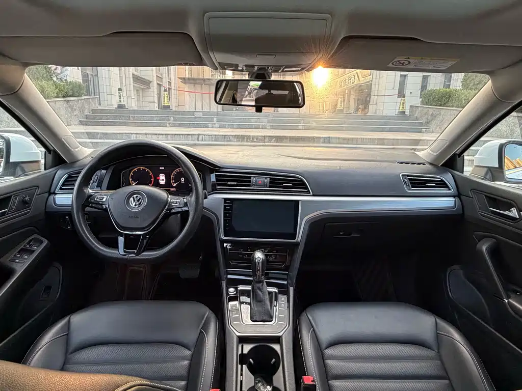 Volkswagen Lamando — миниатюра 8