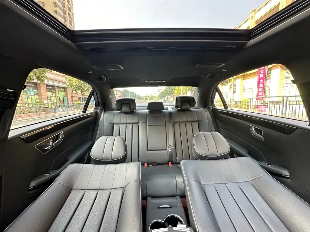 Mercedes-Benz E-Class — миниатюра 15
