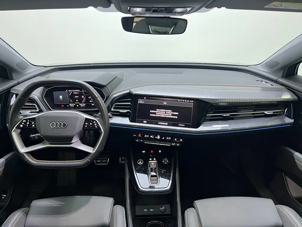 Audi Q4 e-tron - фото 6