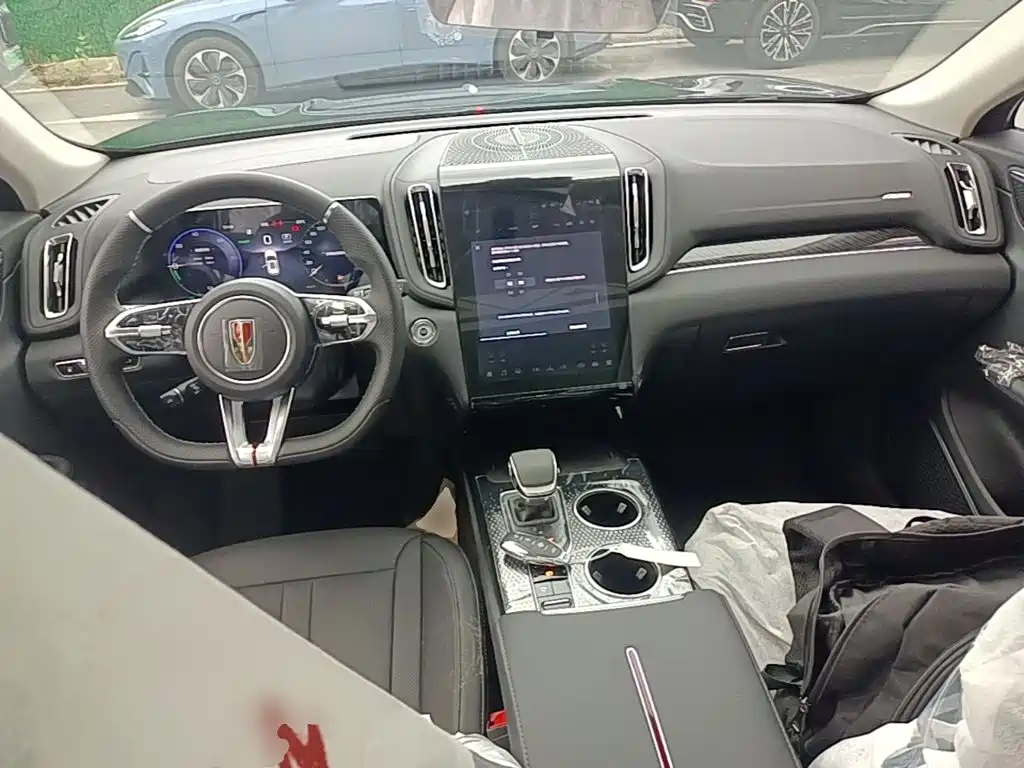 Hongqi HS3 PHEV 2024 115km
