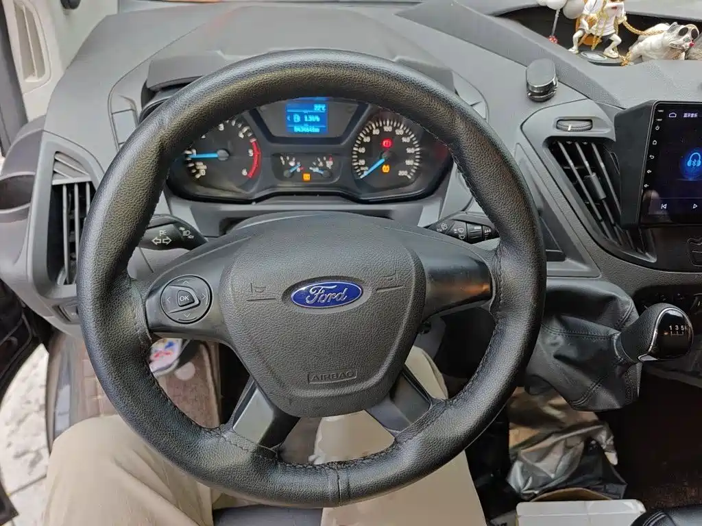 Ford Transit — миниатюра 13