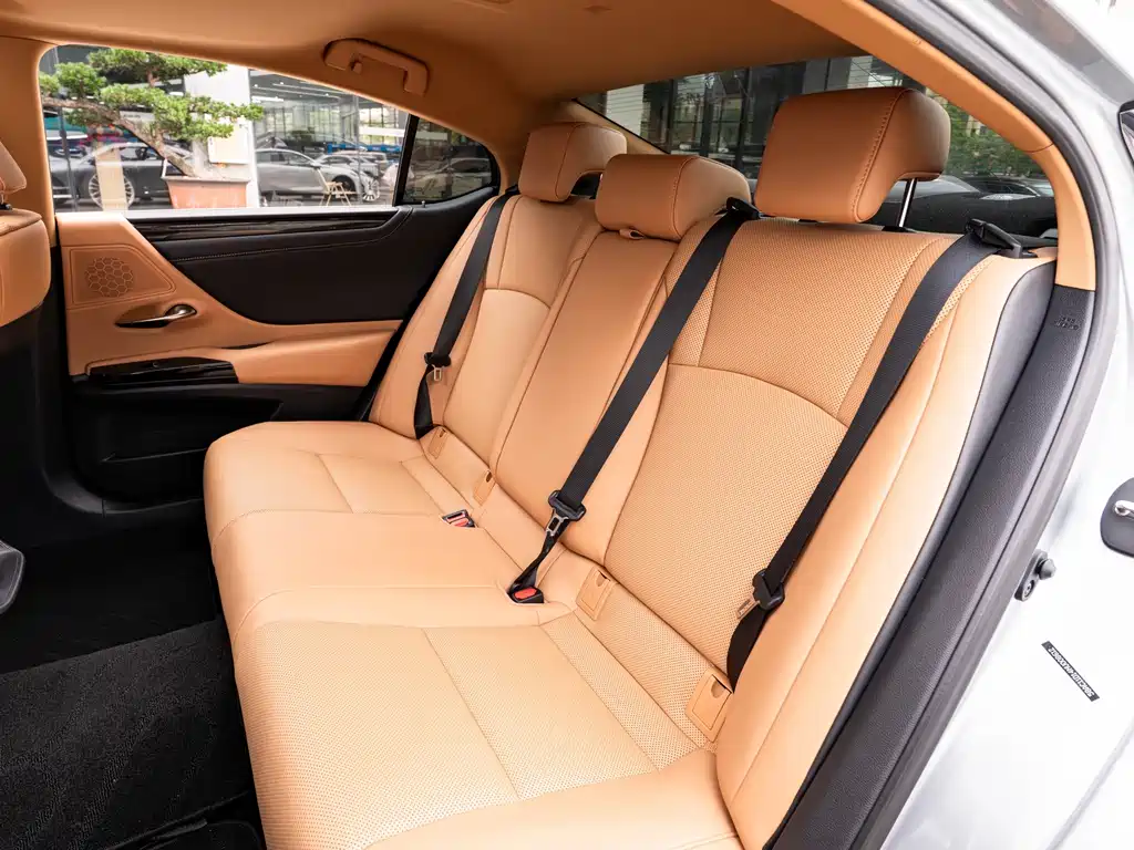 Lexus ES — фотографии объявления, Фото 13