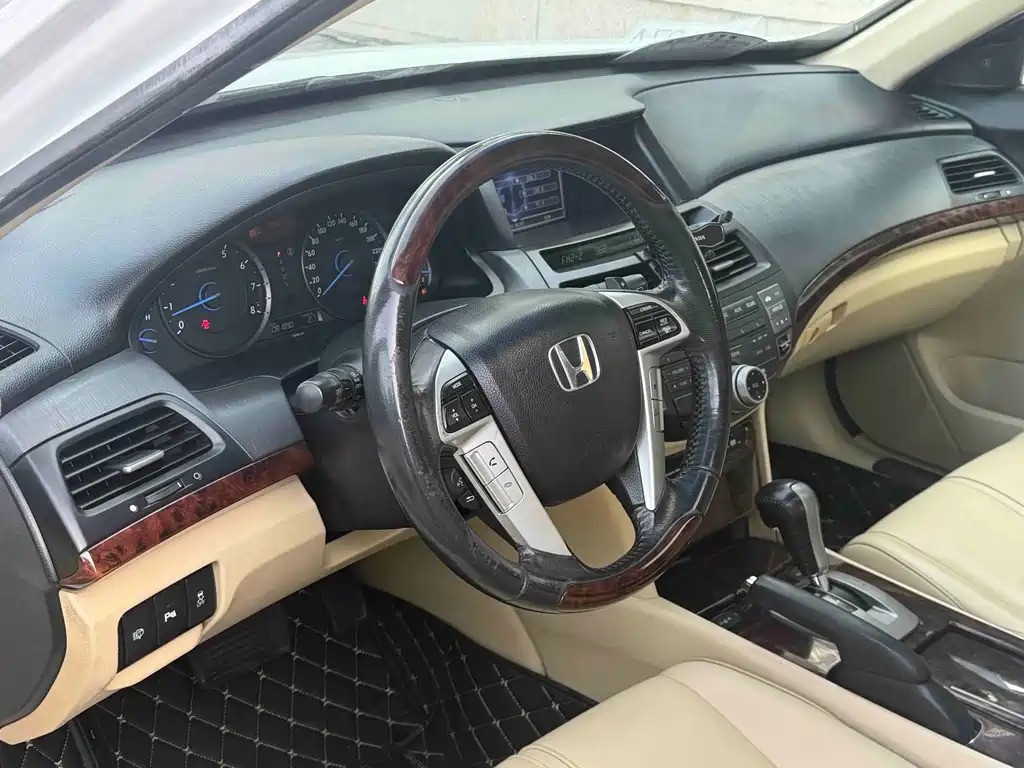 Honda Crosstour — фотографии объявления, Фото 15