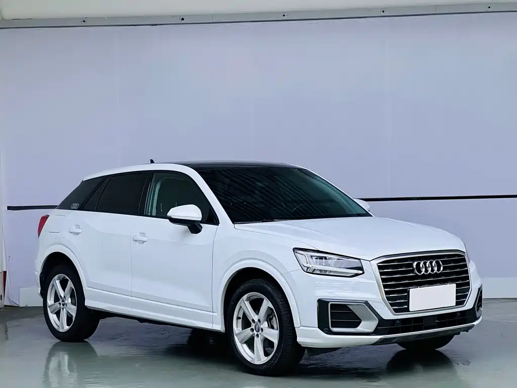 Audi Q2L 2018 35 TFSI Fashion V