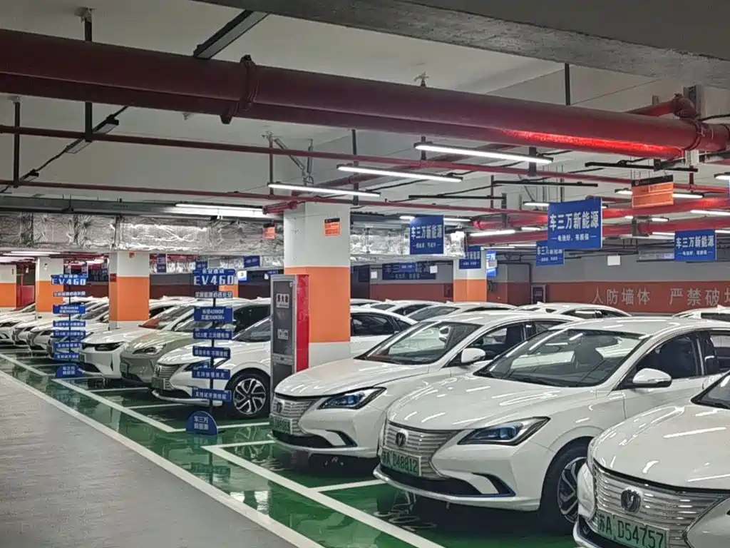 Changan Eado New Energy — миниатюра 10