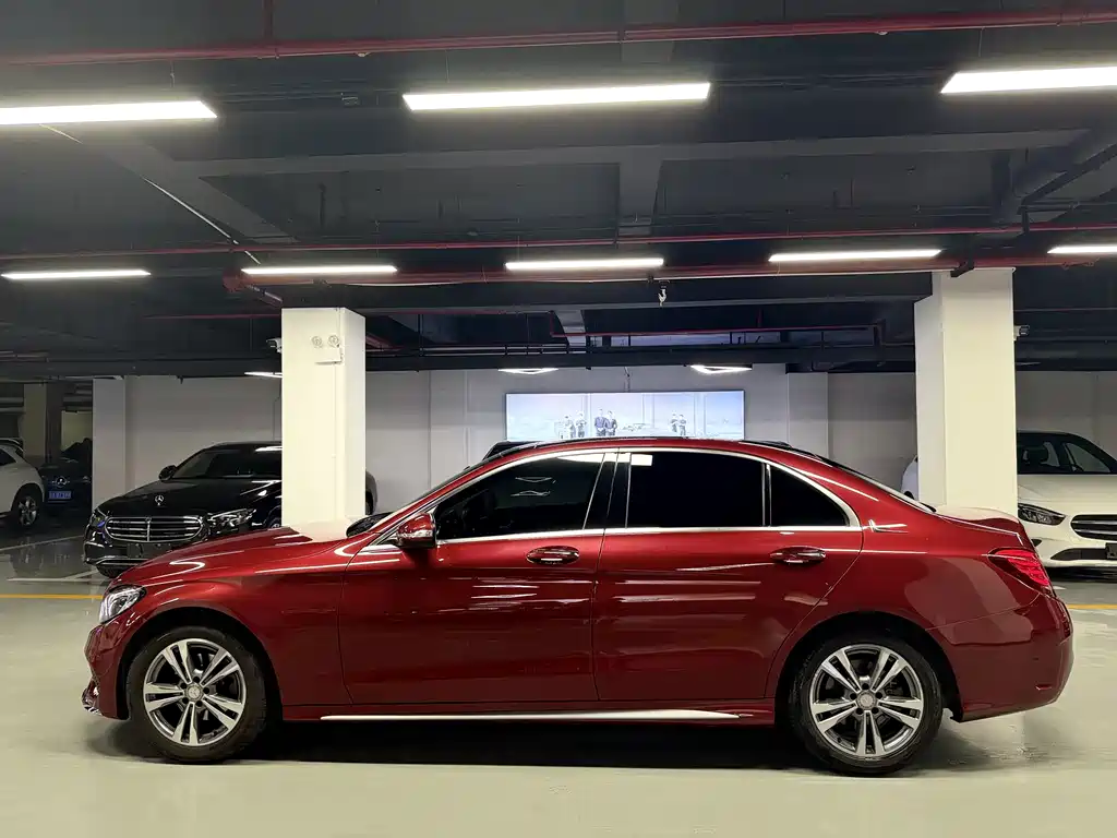 Mercedes-Benz C-Class — миниатюра 8