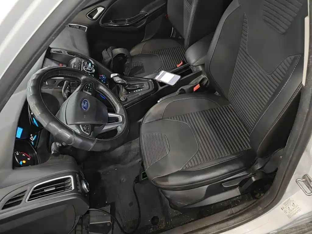 Ford Focus — миниатюра 15