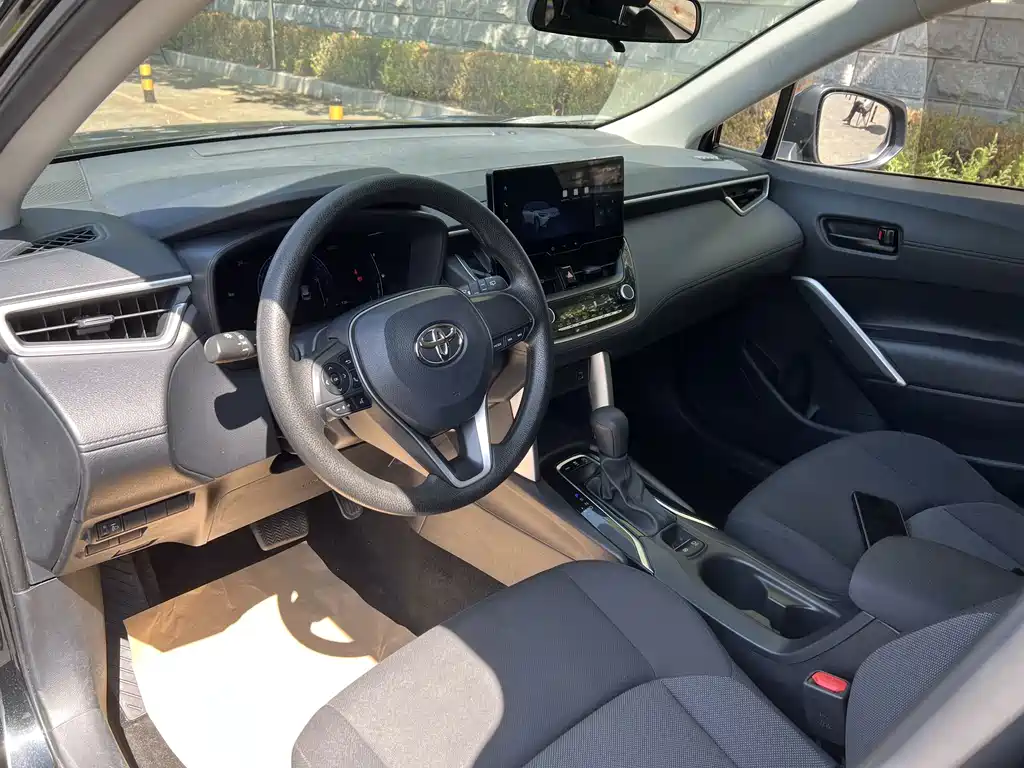 Toyota Frontlander — миниатюра 5