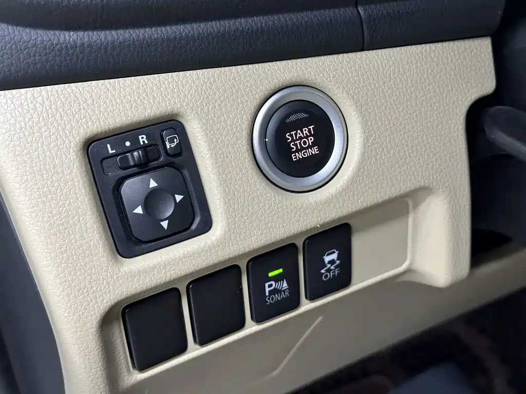 Mitsubishi Pajero Sport (Import) — миниатюра 33